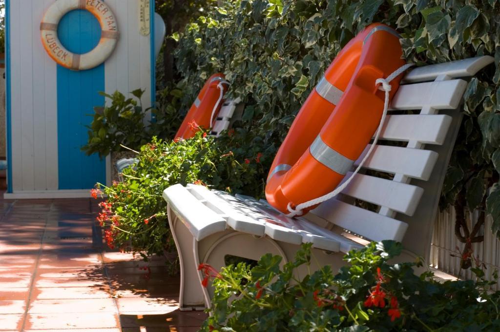 Hotel Villa Dei Fiori - Sul Mare Con Piscina Viserbella di Rimini Exteriér fotografie